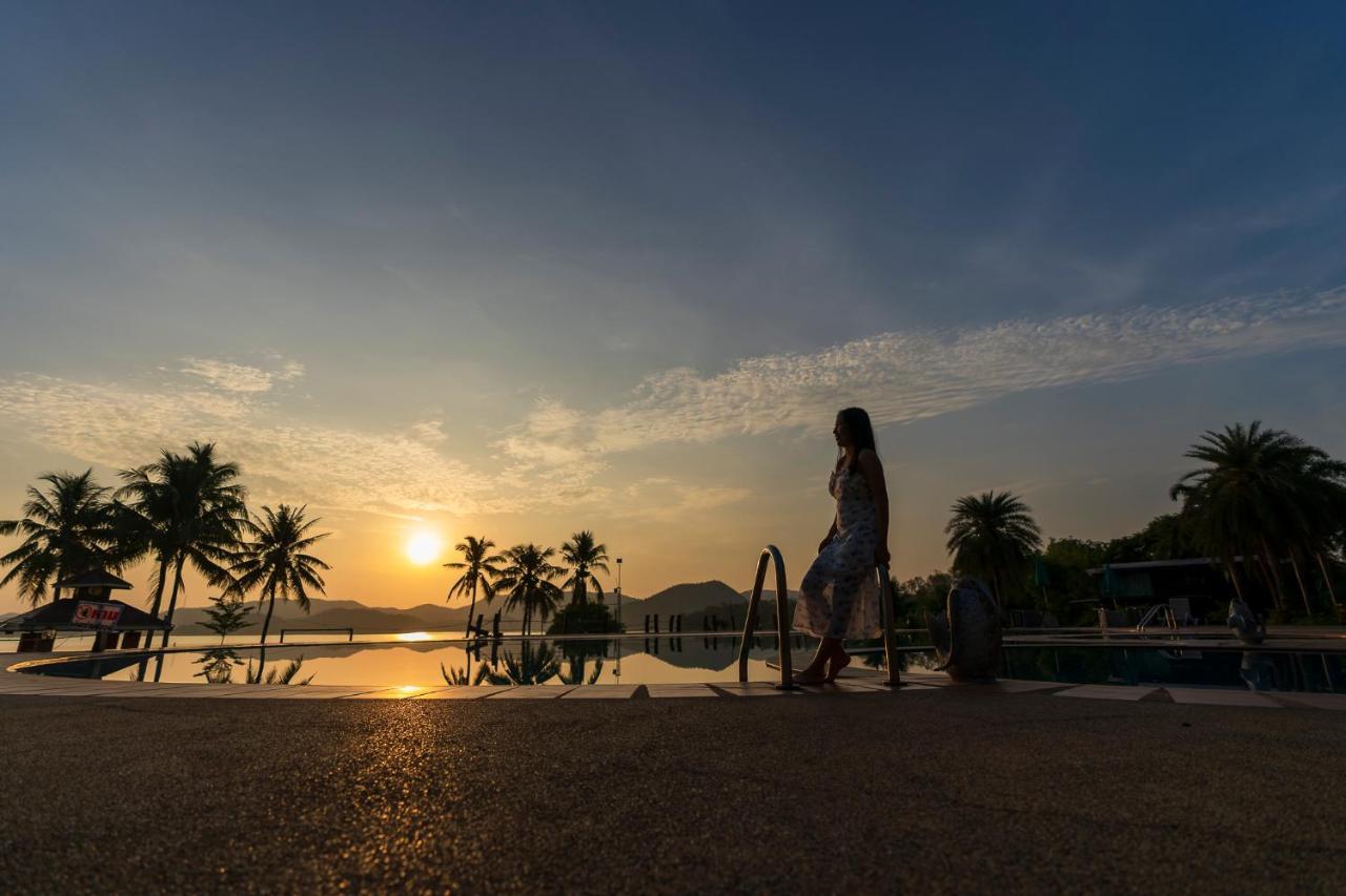 Kaengkrachan Boathouse Paradise Resort Kaeng Kachan Zewnętrze zdjęcie